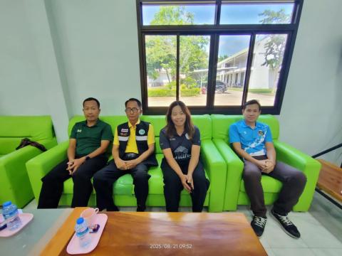 มอบบ้านพอเพียง